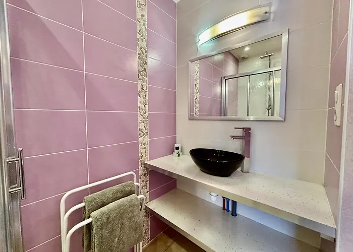 La Coccinelle- Familial, & Sauna Дом отдыха Lafrancaise