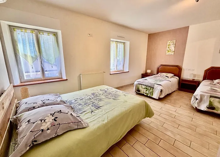 La Coccinelle- Familial, & Sauna * Lafrancaise