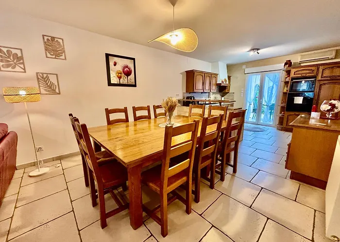 La Coccinelle- Familial, & Sauna